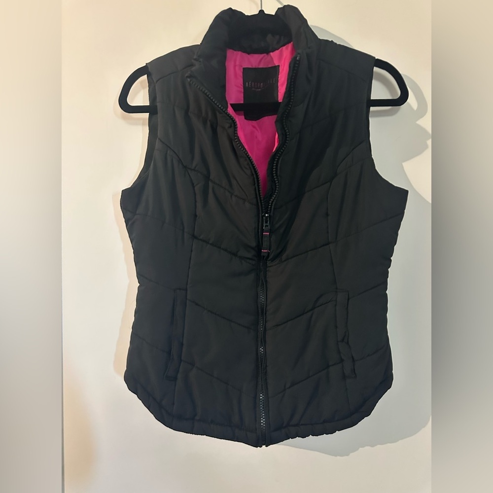Aero Black Vest with Pink Interior M